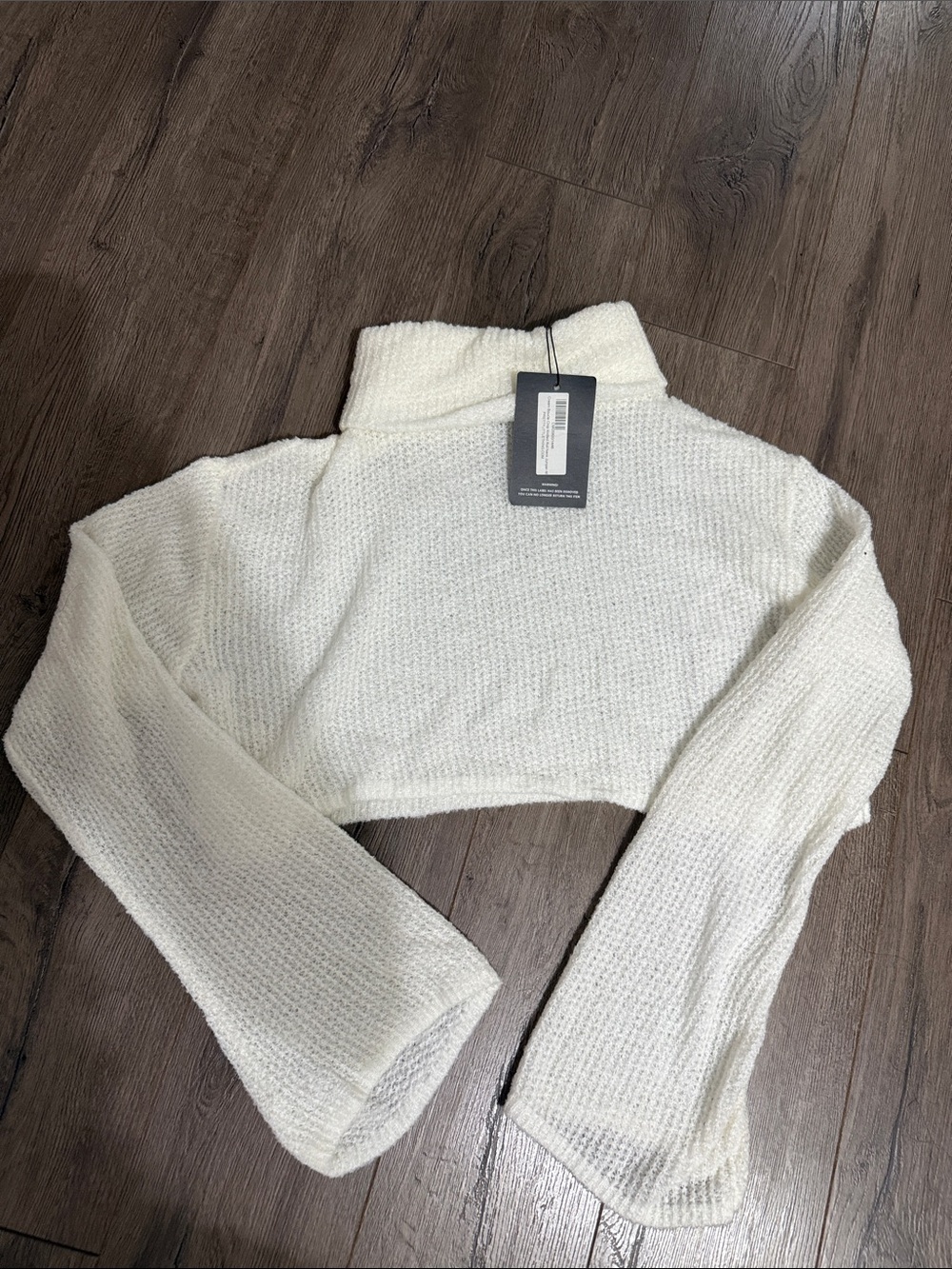 Prettylittlething cropped sweater M NWT